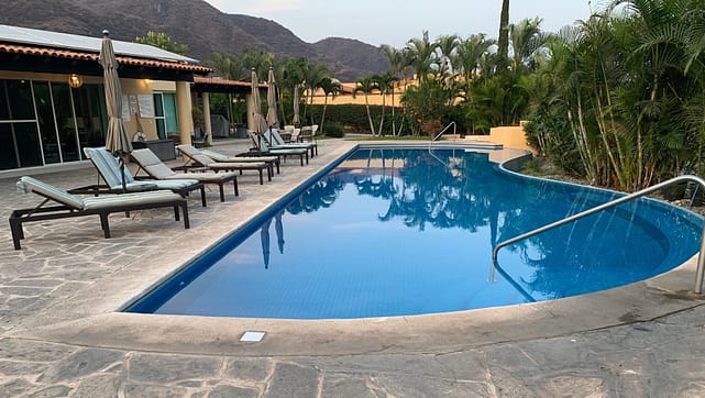 Los Sabinos, Ajijic